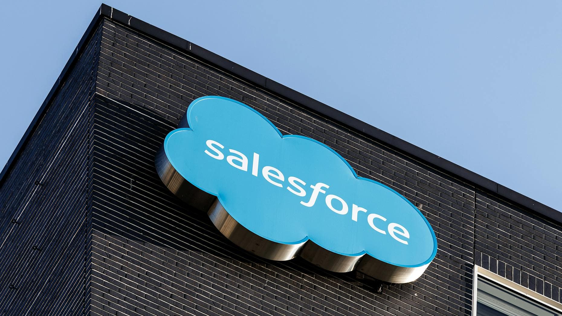 Salesforce CRM Platform Interface
